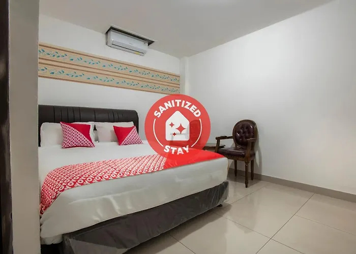 Oyo 2971 W&W Executive Hotel