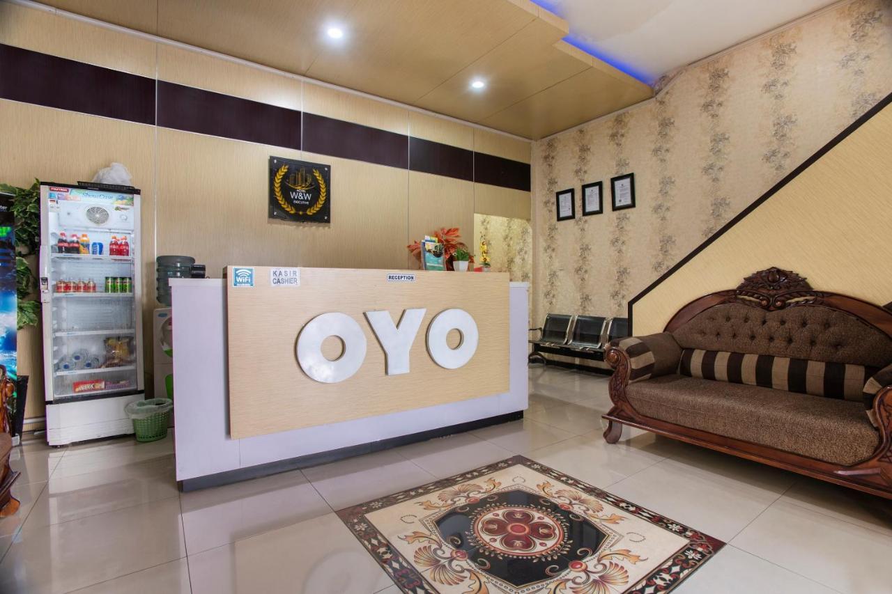 Oyo 2971 W&w Executive 2*