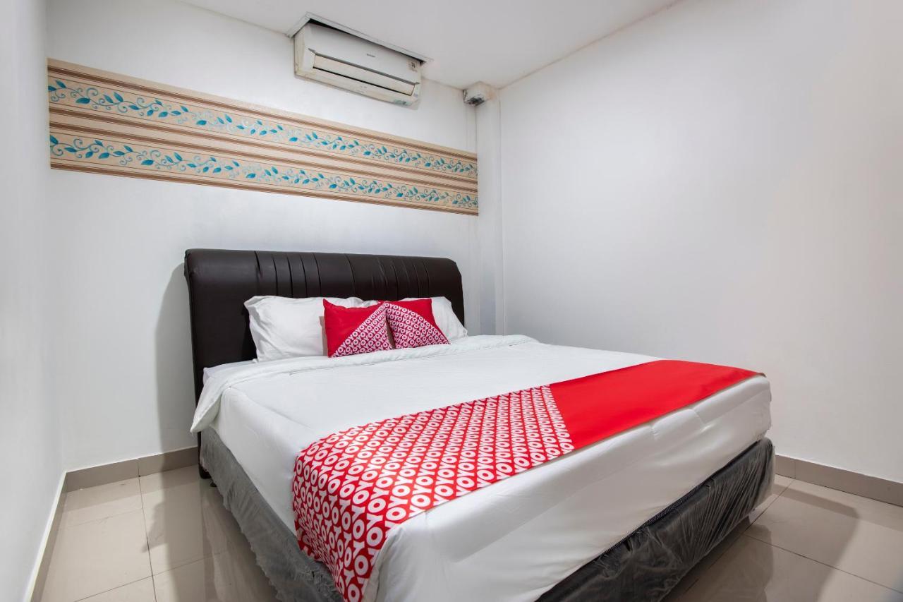Oyo 2971 W&w Executive Hotel
